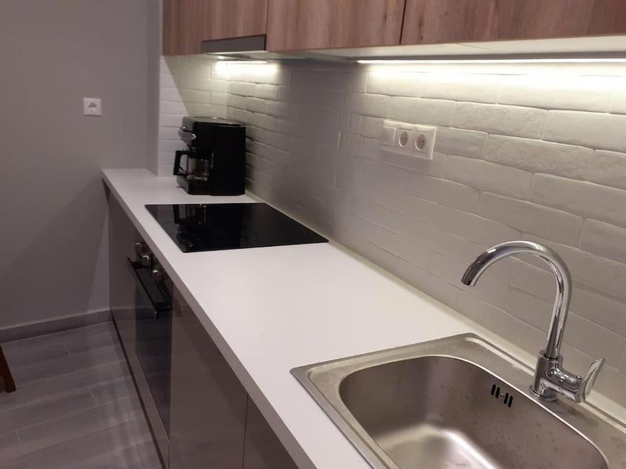 Μοντέρνο Διαμέρισμα - Stylish Appartment Loutraki Luaran gambar